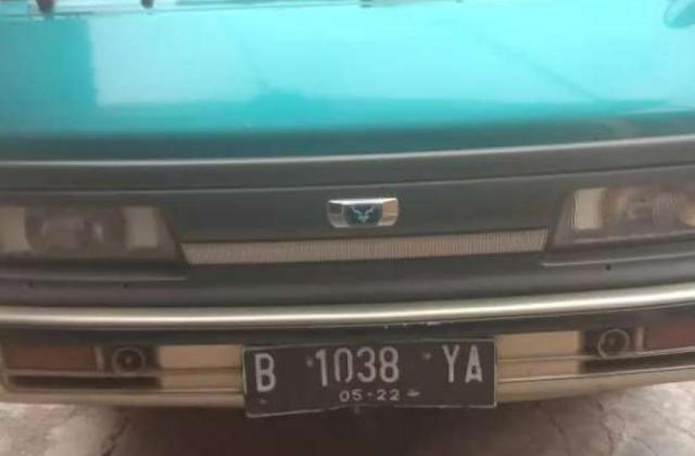 Jual Beli Mobil Mazda E2000
