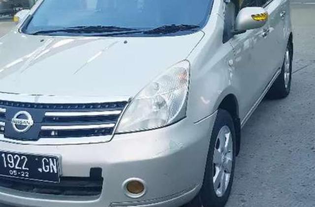 Harga Mobil Bekas Nissan Livina Tahun 2007 