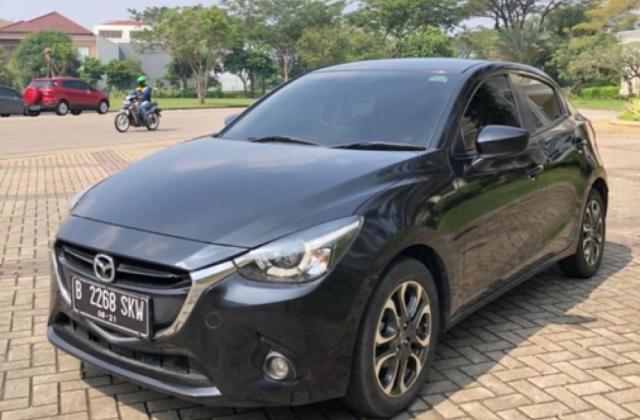 Harga Mobil Seken Mazda 2
