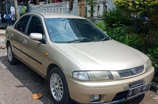 Harga Mobil Mazda Familia 1997
