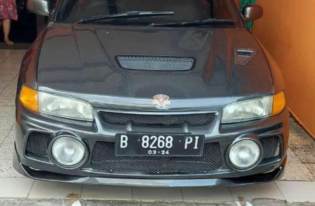 Beli Lancer Evo 4 Bandung
