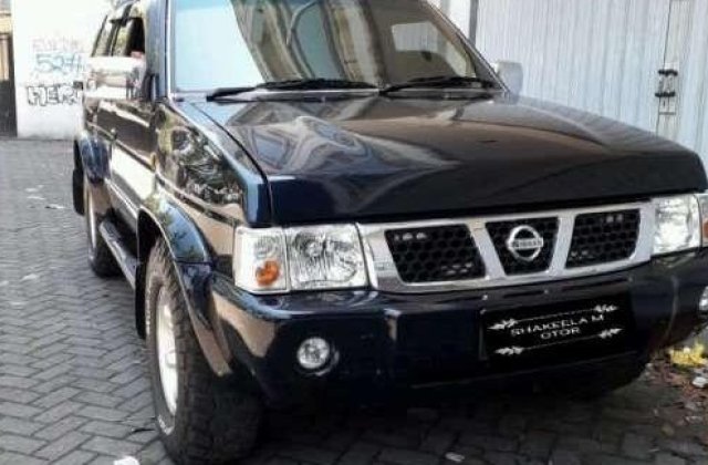 Harga Nissan Terrano Grandroad 2004 