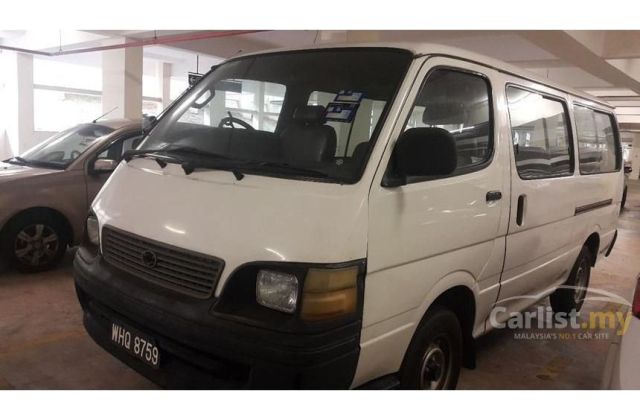 Toyota Hiace Tahun 2000
