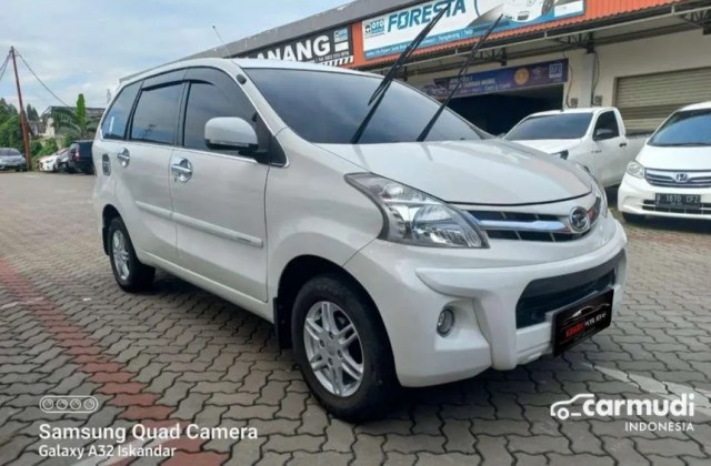 Spesifikasi Daihatsu Xenia R Sporty 2015 