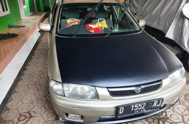 Kapasitas Oli Mesin Mobil Mazda 323
