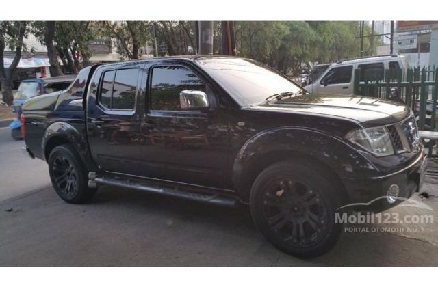 Jual Mobil Nissan Navara 2008 