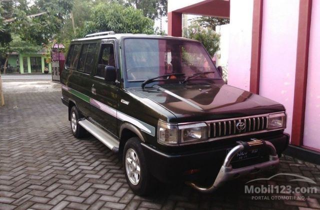 Spesifikasi Toyota Kijang 1988
