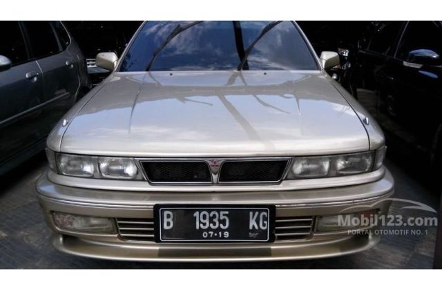 Jual Mobil Mitsubishi Eterna 1991 2 0 di DKI Jakarta Manual Sedan Emas Rp 35 000 000 2800570 Mobil123 com - medium