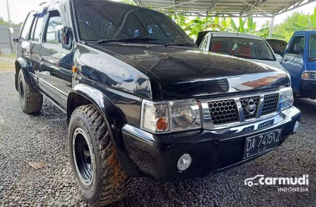 Mobil Nissan Terrano 2006 