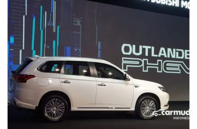 Spesifikasi Mitsubishi Outlander Phev
