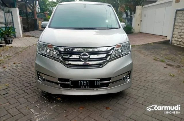 Harga Mobil Nissan Serena Hws Panoramic 