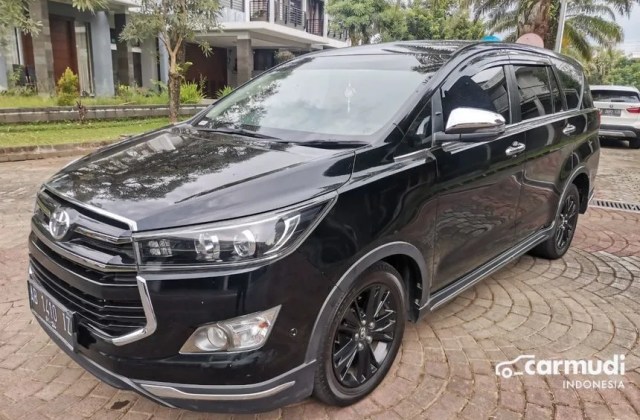 Toyota Venturer 2018 Bekas
