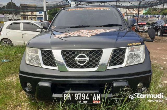 Harga Mobil Nissan Navara 2010 