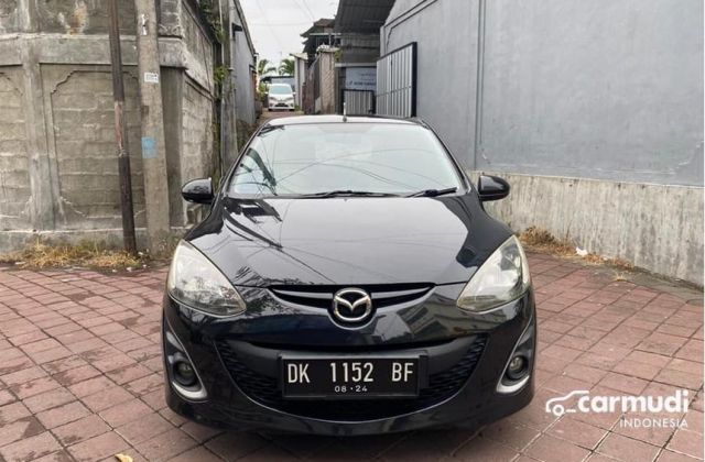 Harga Mobil Mazda 2 Tahun 2010
