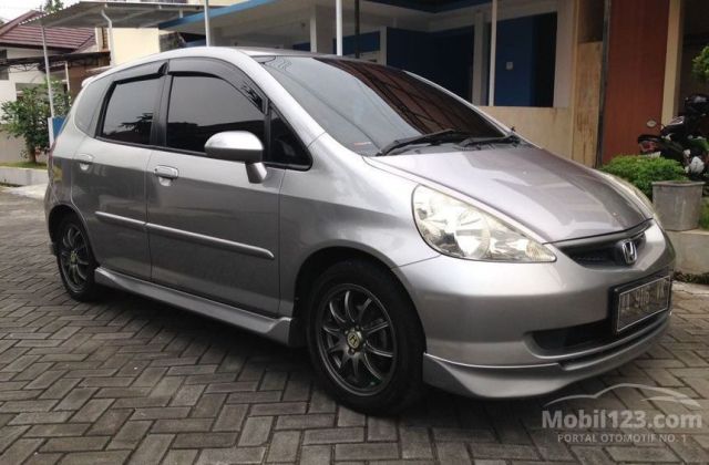 Harga Mobil Honda Jazz Vtec 2005 