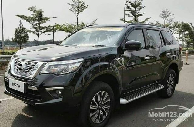 Harga Nissan Terra 2019 