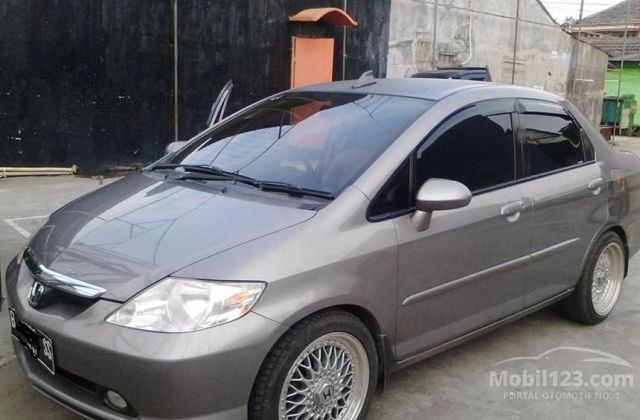 Modifikasi Honda City Idsi 2003 