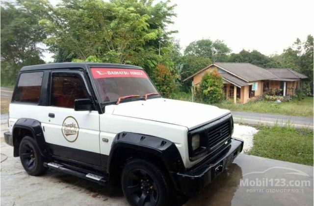 Daihatsu Feroza Modifikasi
