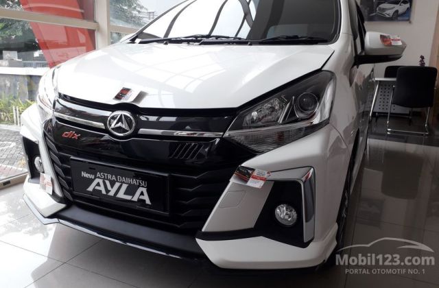 Harga Daihatsu Ayla Putih Baru 