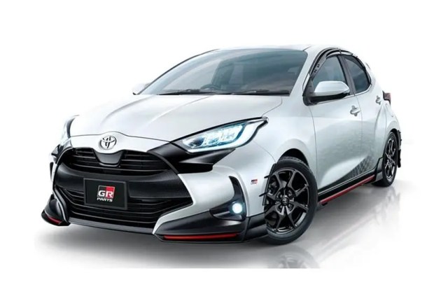 Modif Mobil Yaris 2021
