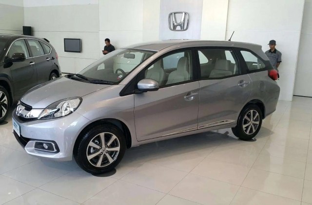 Kelebihan Dan Kekurangan Honda Mobilio 2020 