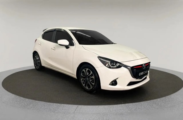 Harga Mobil Mazda 2 Bekas Jakarta
