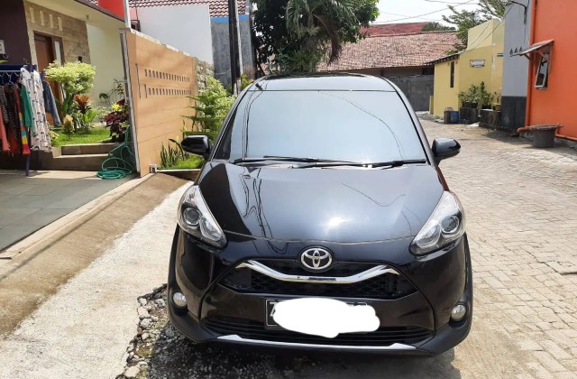 Toyota Sienta Bekas Semarang
