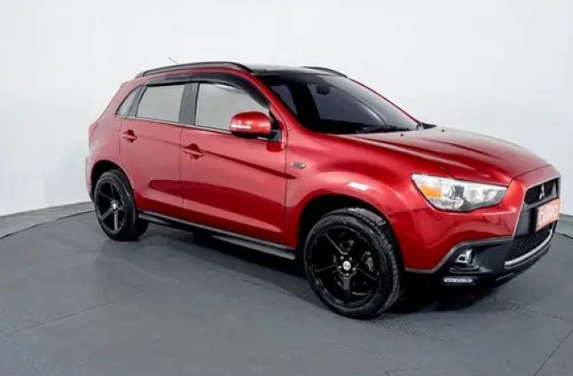 Spek Mitsubishi Outlander 2012
