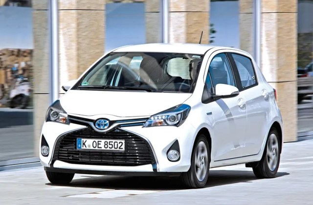 Toyota Yaris 2015
