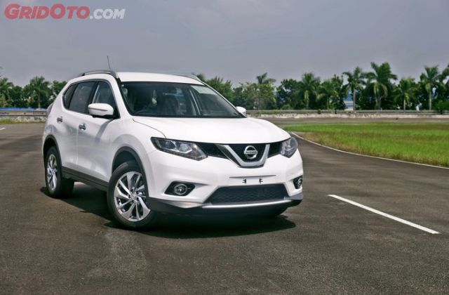 Dijual Mobil Nissan X Trail Bekas 