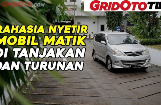 Mobil Matik Di Tanjakan
