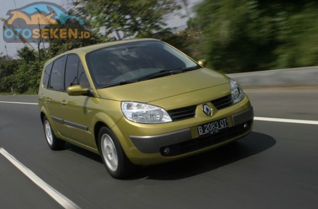 Kekurangan Mobil Renault Scenic
