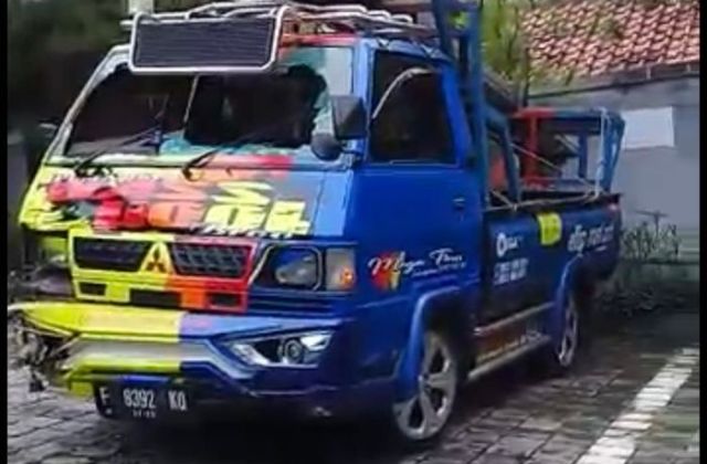 Modif Mobil L300
