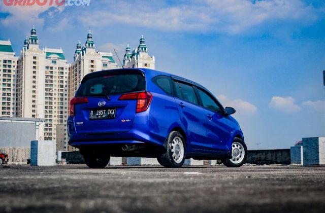 Modifikasi Daihatsu Sigra Tipe X 