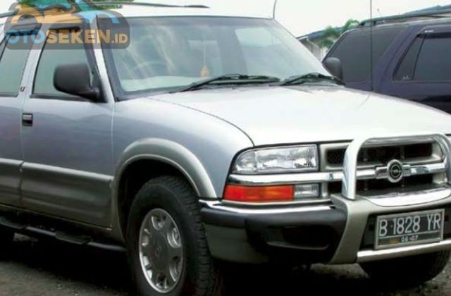 Kekurang Mobil Opel Blazer
