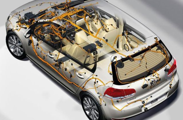 Voltase Kelistrikan Mobil
