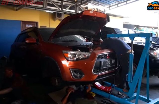 Transmisi Mobil Rusak
