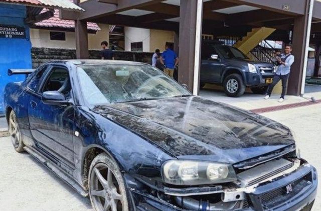 Harga Nissan Skyline R34 