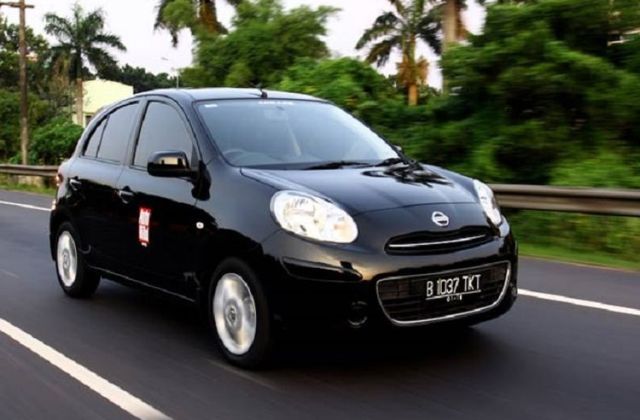 Mobil Bekas Nissan March Jogja 