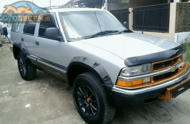 Perawatan Mobil Opel Blazer
