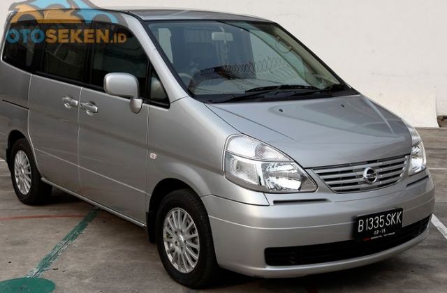 Ukuran Mobil Nissan Serena 2013 