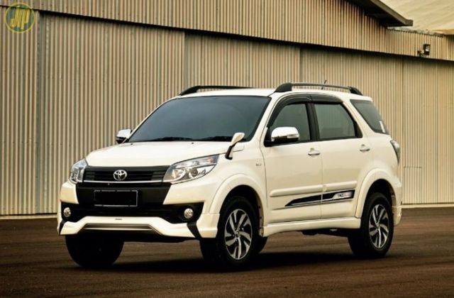 Toyota Rush Ultimo 2015
