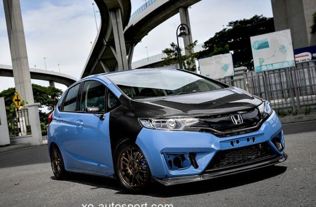 Modifikasi Honda Jazz Biru 