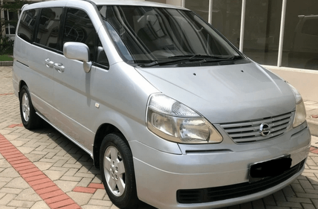 Mobil Nissan Serena Bekas 