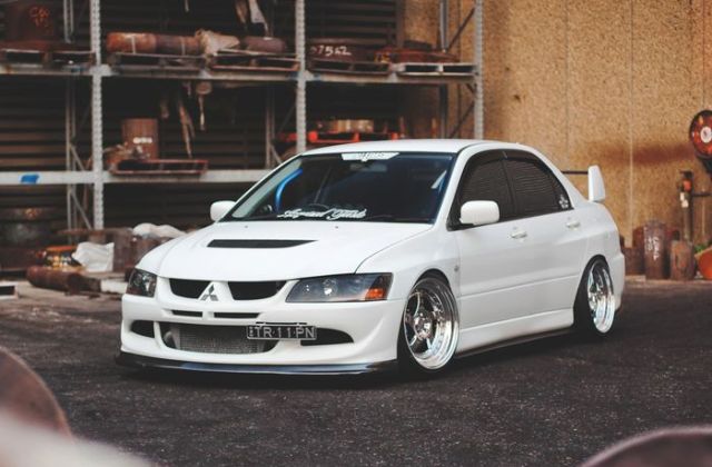 Lancer Evo Modif
