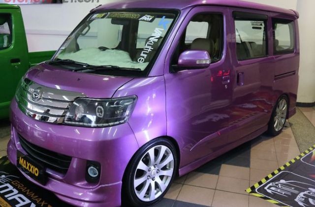 Modif Mobil Luxio Daihatsu 