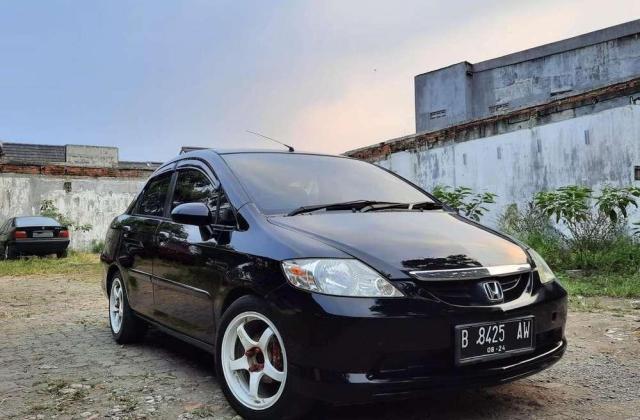 Foto Honda City 2004 Modifikasi 