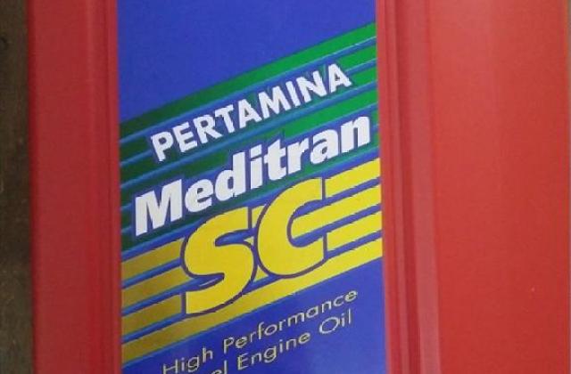Oli Mesin Canter
