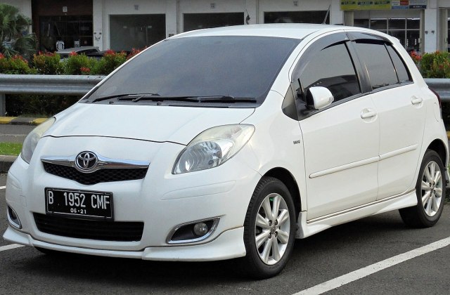 Toyota Yaris Dibawah 100 Juta
