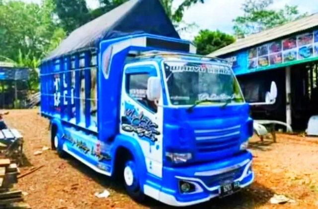 Modif Mobil Wahyu Abadi
